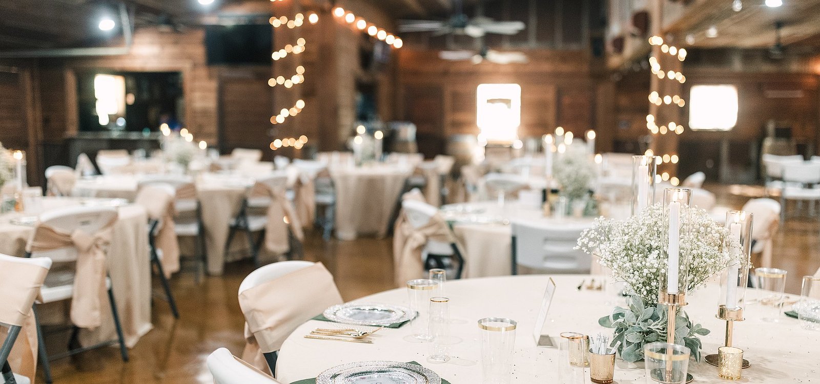 Beautiful wedding details at Manx Farms